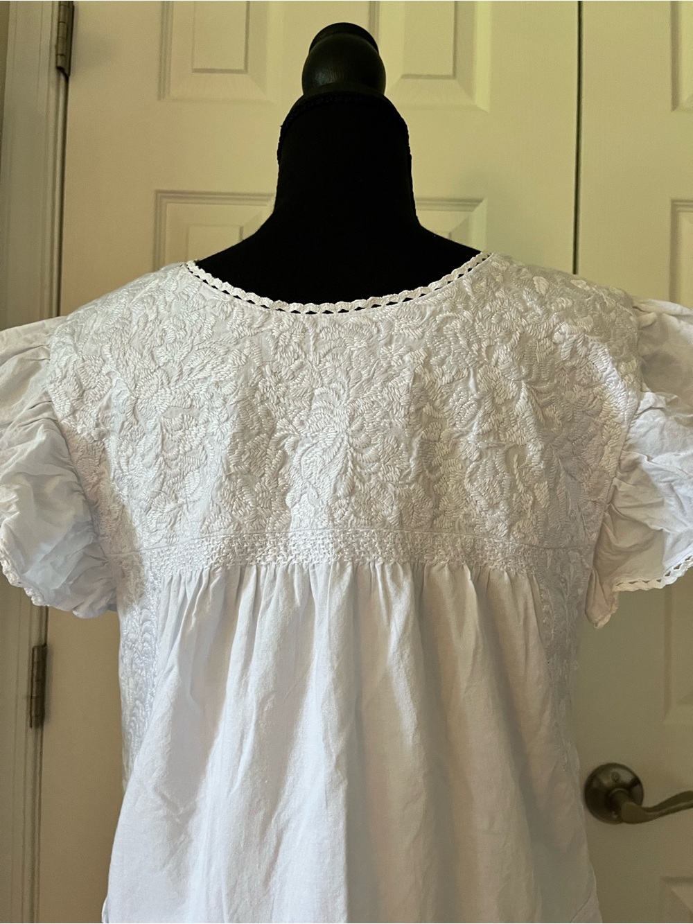 J.Marie White Embroidered Tiered Cotton Dress | Sz S EUC - Picture 8 of 10